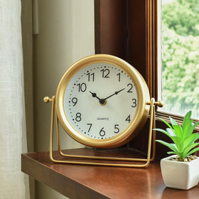 EMAX HOME Vintage Golden Table Clock in living room with warm gold accents