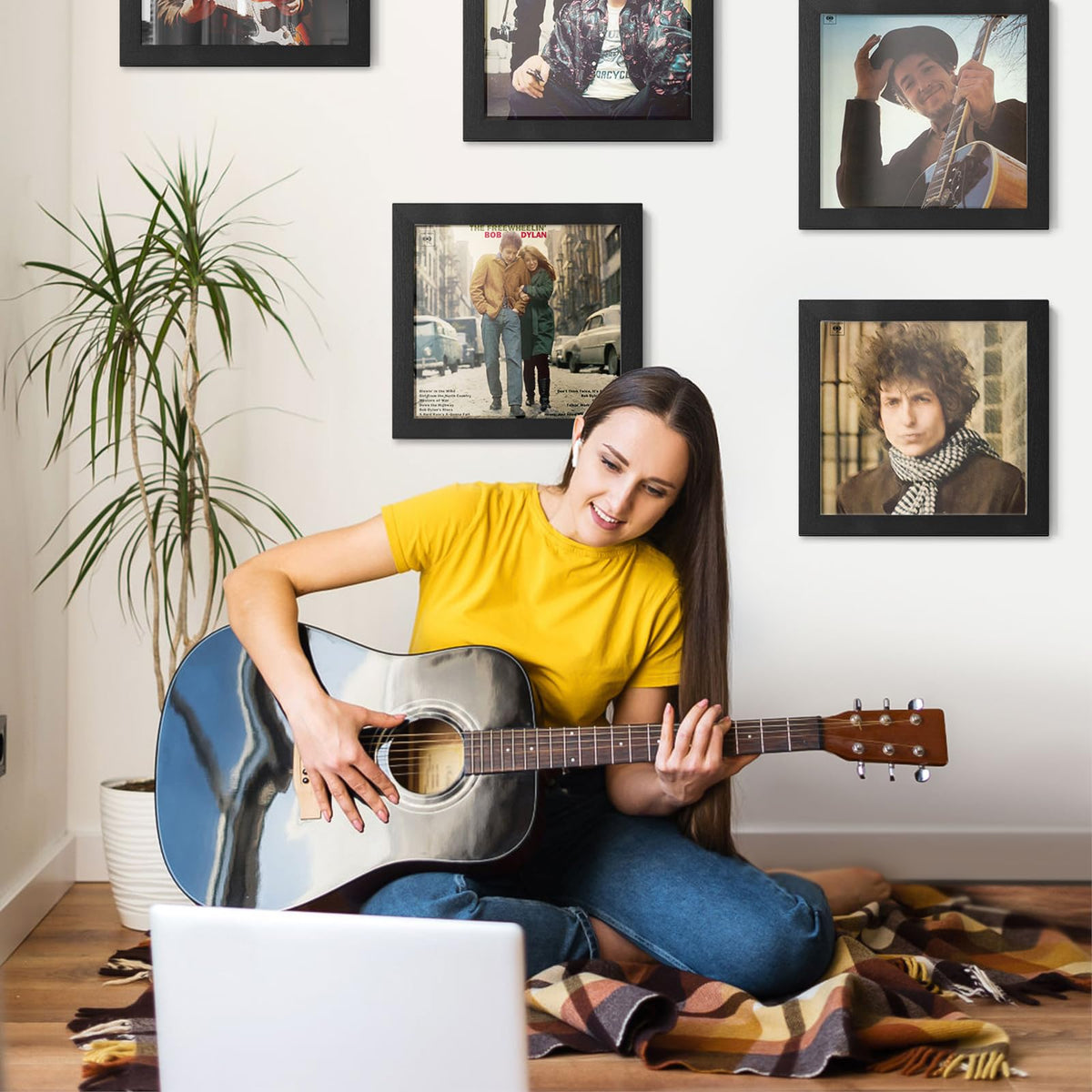 Emfogo 4-pack vinyl frame front-opening design enables simple vinyl swaps without full frame removal