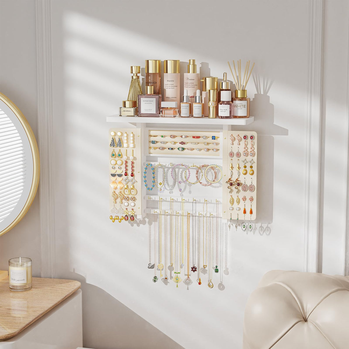 Emfogo wall-mounted ring and earring area stores securely