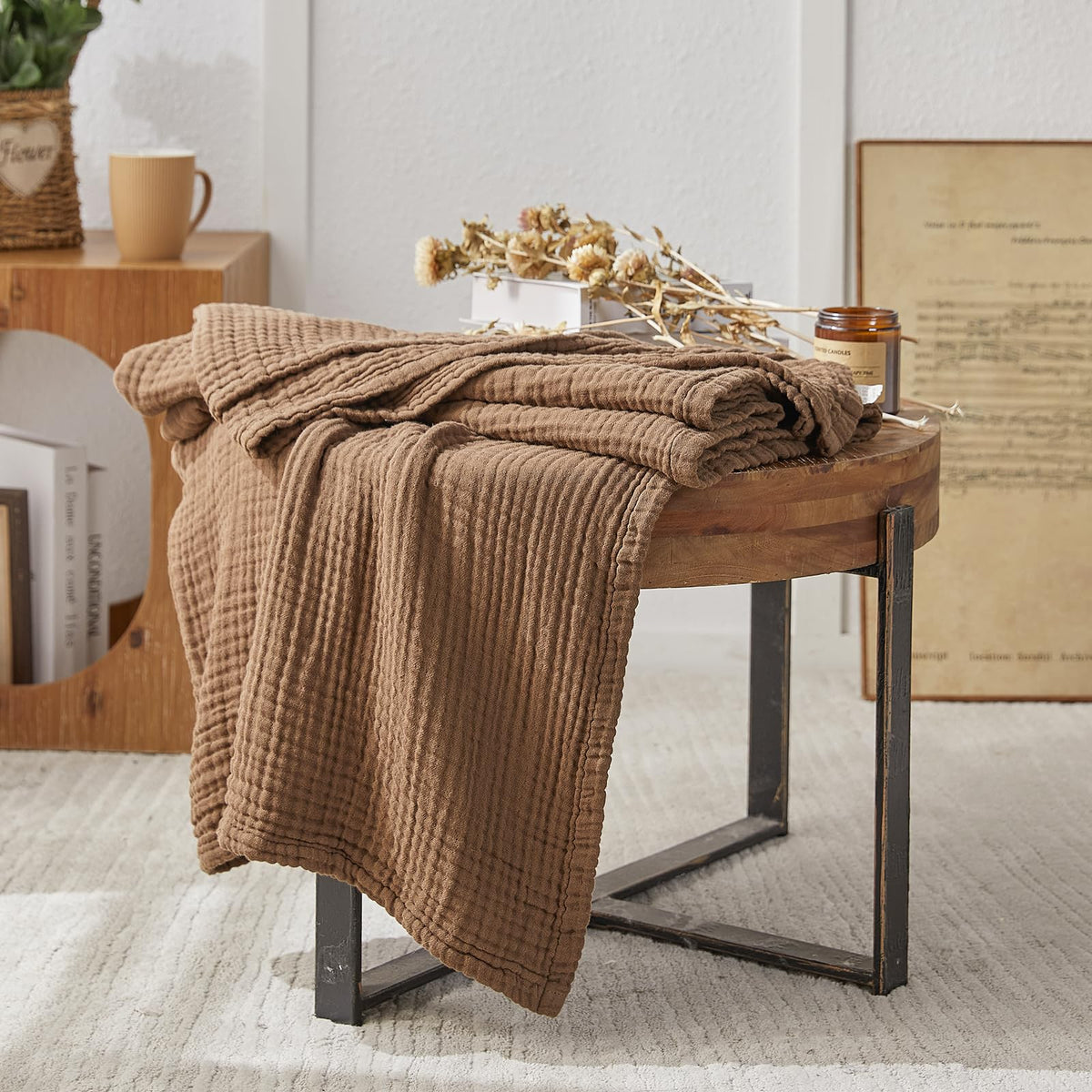EMME breathable cotton blanket demonstrates moisture absorption and comfort