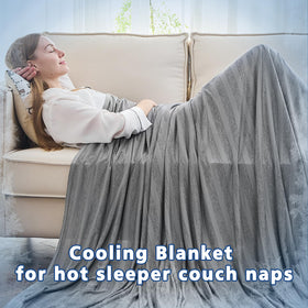 EMME cooling blanket double-sided design with cooling top and silky bottom for year-round use.