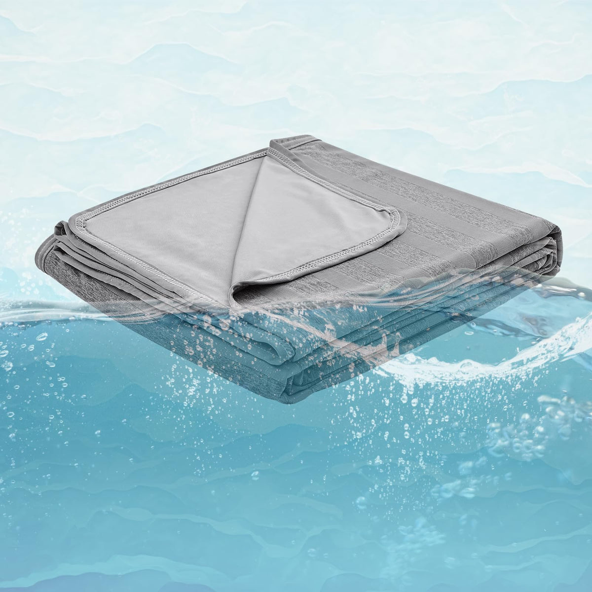 EMME cooling blanket gift-ready packaging, ideal as a thoughtful present.