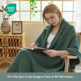 EMME blanket ready for travel, compact and versatile.