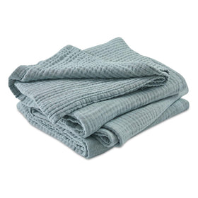 Easy-care folded EMME throw remains vibrant after machine washing.