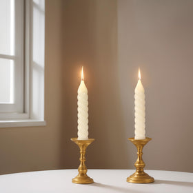 ENCANLIGHT natural cotton wick candle ensuring clean, reliable burn.