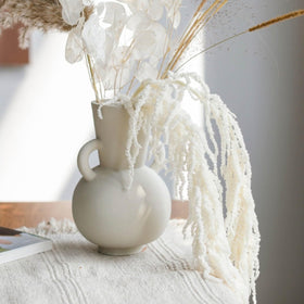 EquSym hanging amaranthus enhances rustic weddings and tablescapes.