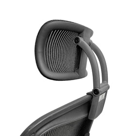 Proprietary ERGOKING hinge design ensures a secure fit on Aeron backrest.