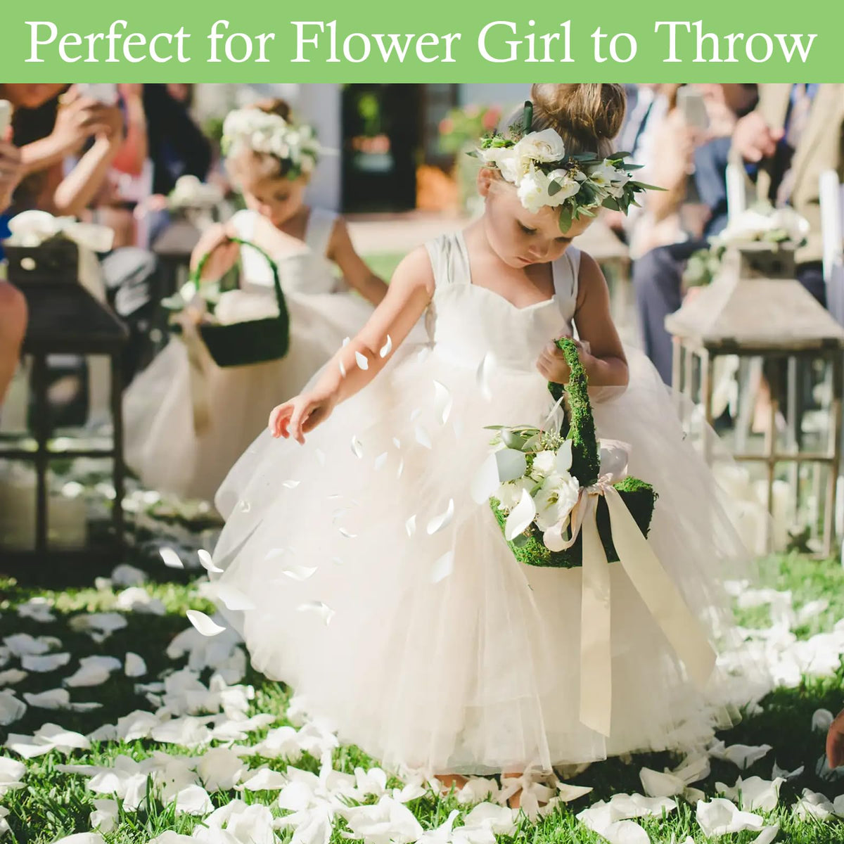 Flower girl basket with Eslibin white rose petals