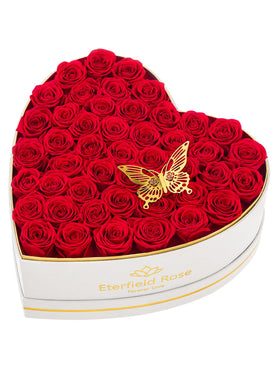 Eterfield 47 Forever Flowers in a white heart box close-up of preserved roses for long-lasting beauty.
