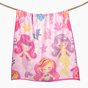 Eunzel bright dinosaur towel makes beach time fun and easy to dry.