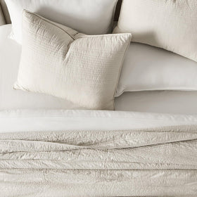 EVERGRACEHOME Certification label image signals safe fabrics for peace of mind.