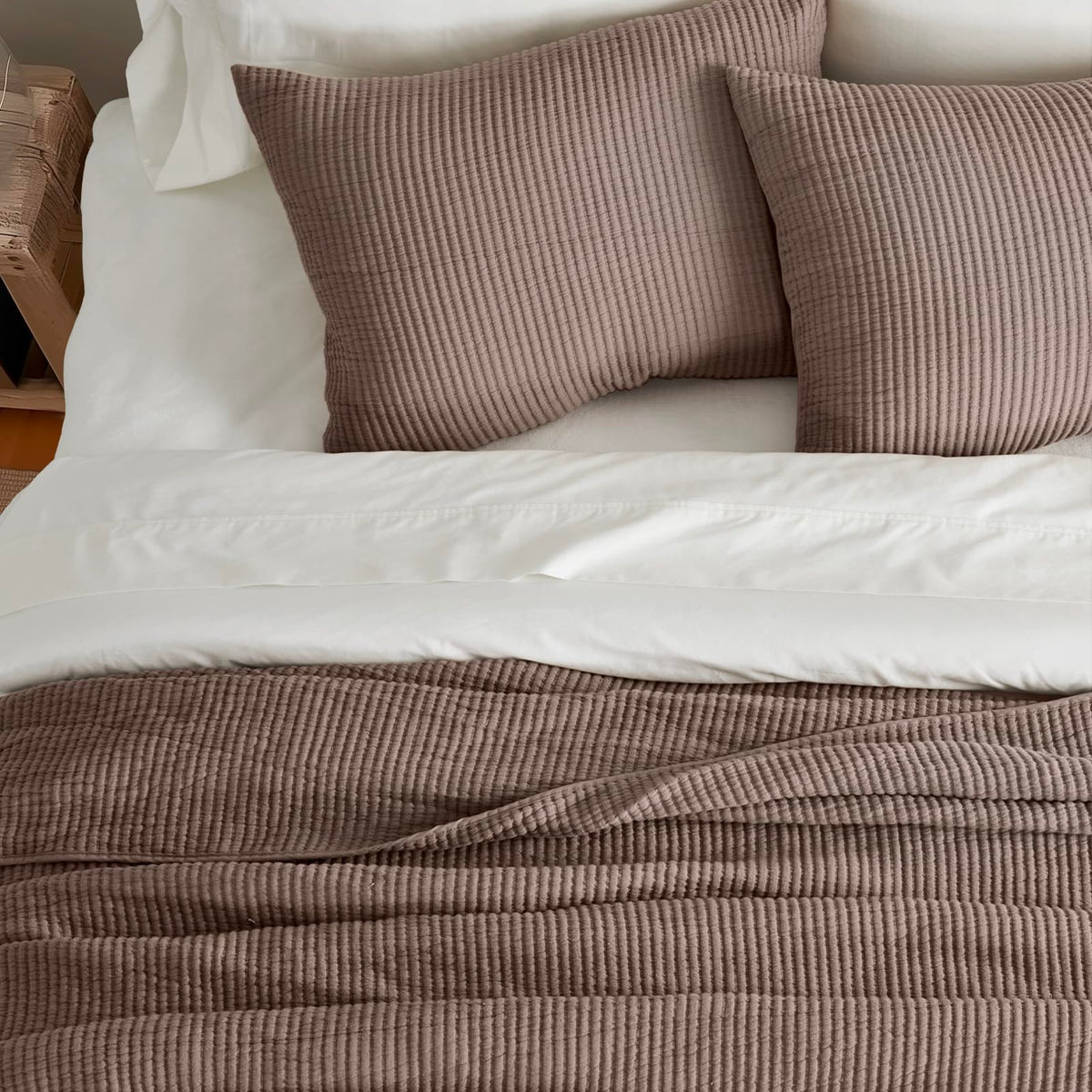 EVERGRACEHOME king set arranged in a stylish bedroom