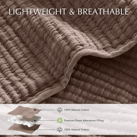 EVERGRACEHOME close-up of soft cotton fabric showing skin-friendly touch