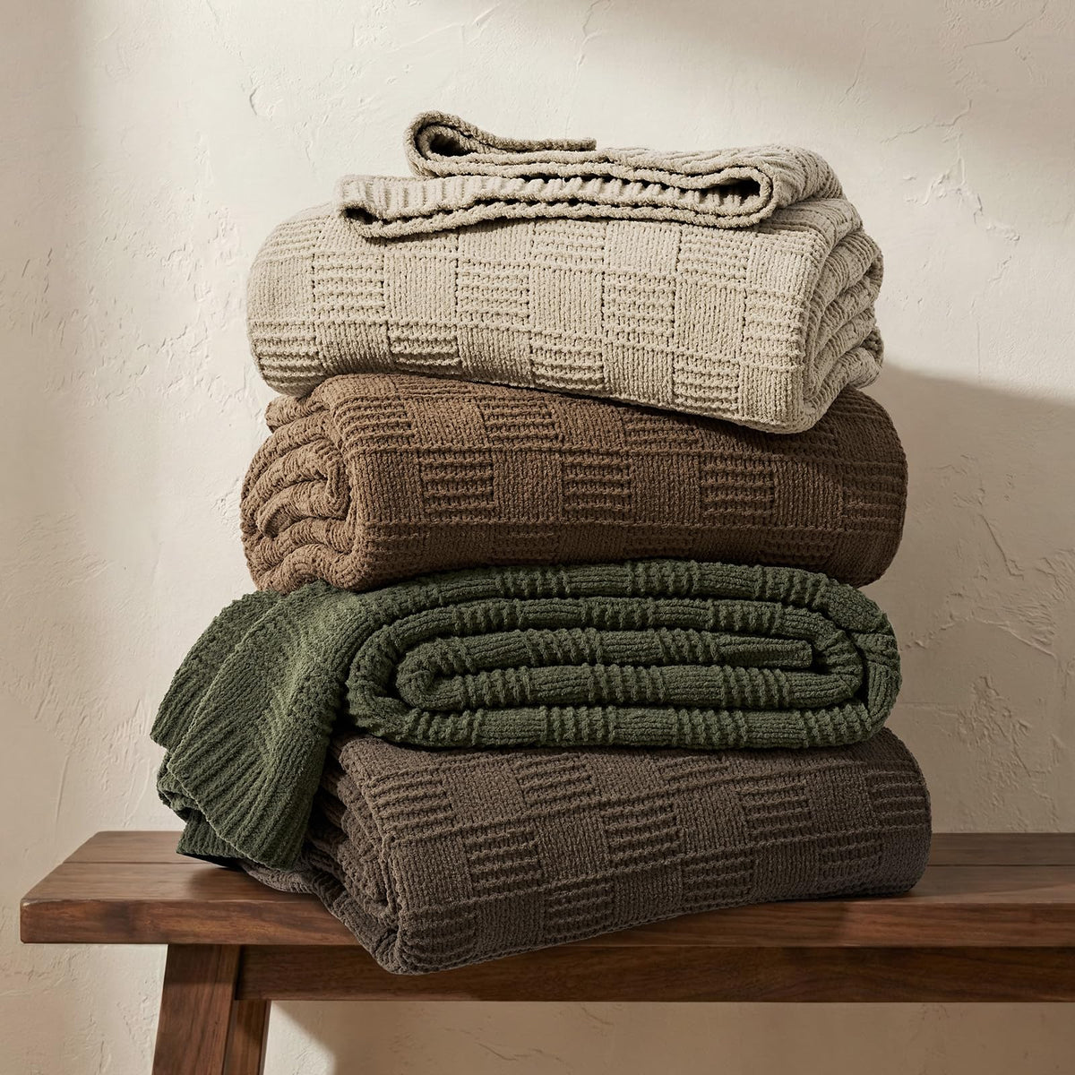 Evergracehome detailed stitches and refined edge trim for durability.