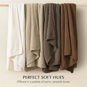 EVERGRACEHOME plush chenille close-up conveys cloud-soft feel for relaxing evenings.