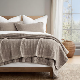 EVERGRACEHOME stonewashed quilt set king rests softly for all-season comfort.