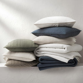 Evergracehome three-piece king set packaging highlights easy care and complete styling.
