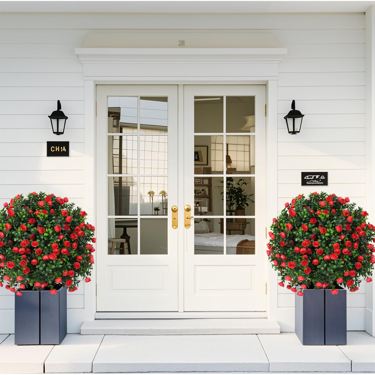 EverNature indoor-outdoor topiary ideal for patios, porches, or paths.