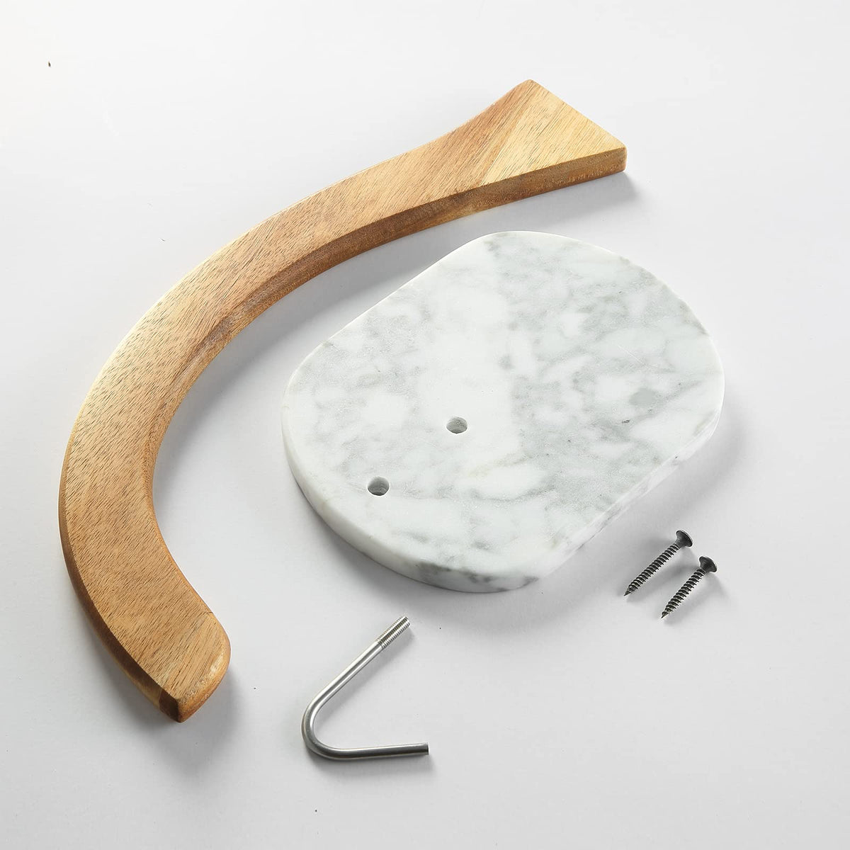 Everous banana holder is easy to wipe clean.
