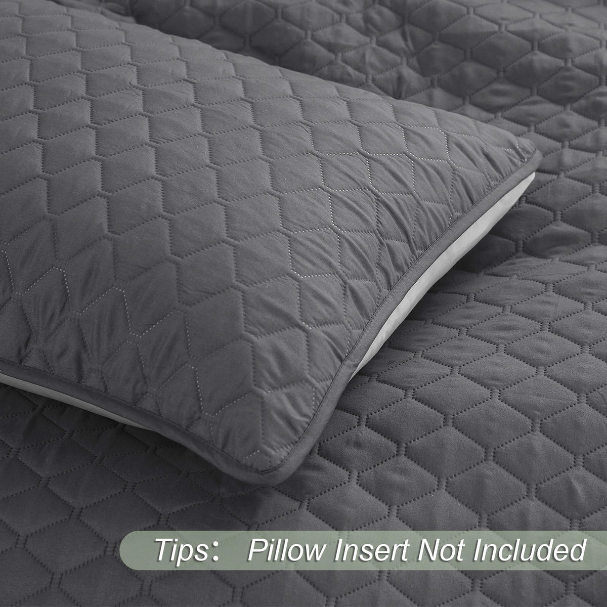 Soft microfiber fabric enhances breathability and skin friendly feel