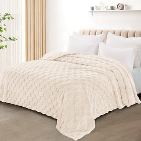 Exclusivo Mezcla durable stitching reinforces softness for lasting comfort