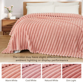 Exclusivo Mezcla striped jacquard detail elevates decor and style