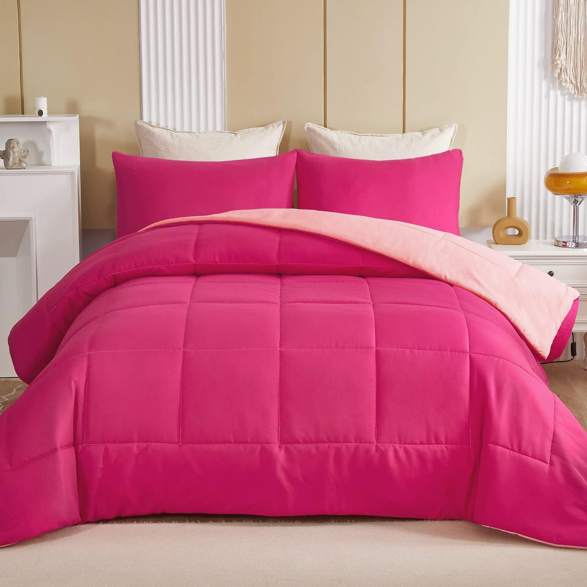 Exclusivo Mezcla brushed microfiber texture close-up highlights soft, breathable comfort.