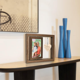EYITUPC glass cover protecting cherished photos with clear viewing