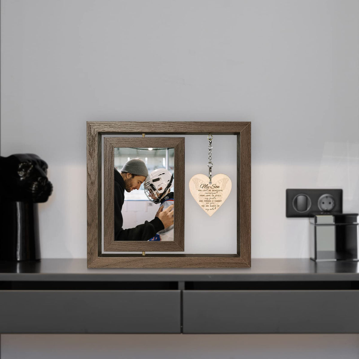 EYITUPC vintage wood texture frame adds rustic charm to memorial display.