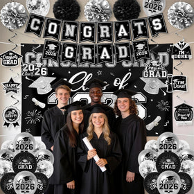 EYOBZOOQ Graduation door porch sign welcomes guests with style.