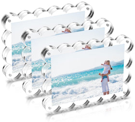 EZMeetU acrylic frame front view showcasing clear 4x6 photo with UV protection.