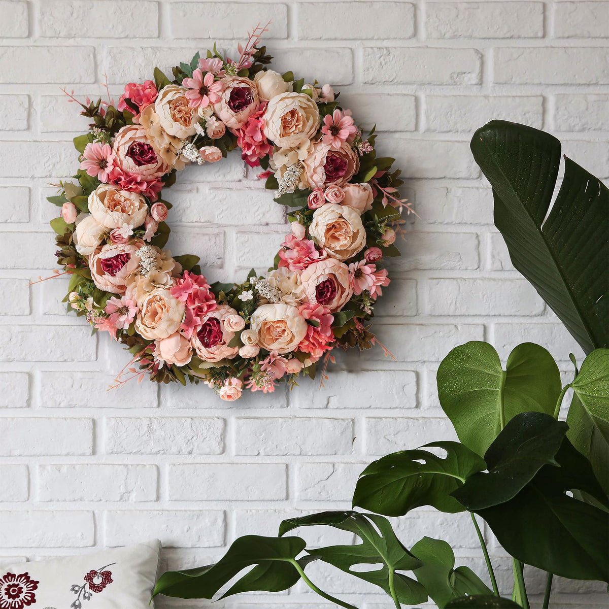 EZsenses Peony Wreath closeup reveals vibrant, fade-resistant petals.