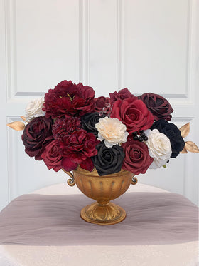 FACINOC realistic burgundy roses for cake decorating and venue styling.