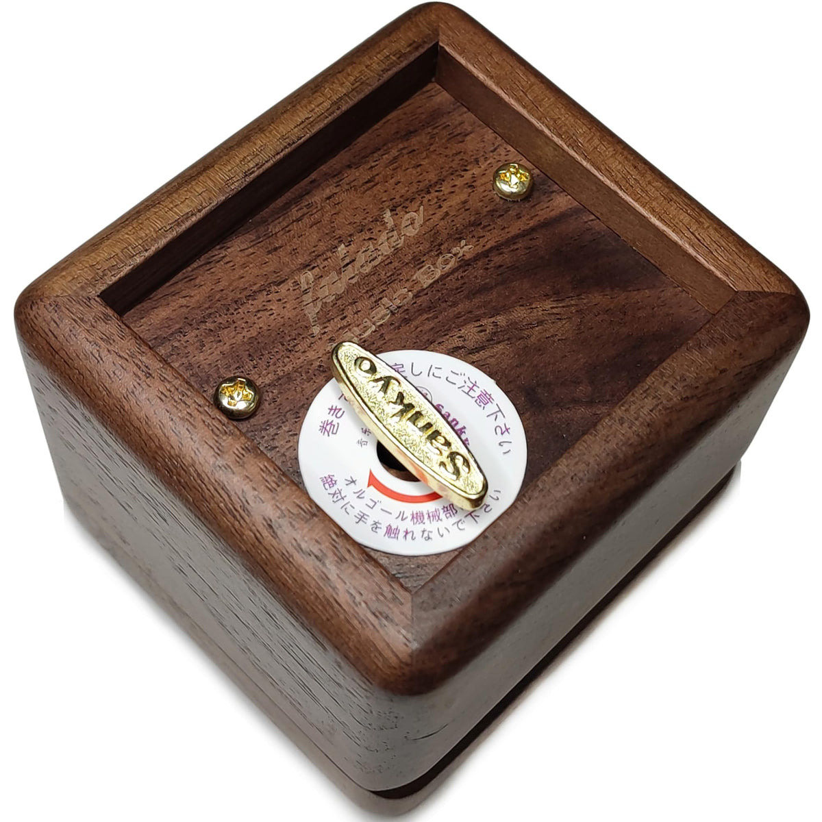 Falado walnut wood with detailed grain finish for a timeless display.