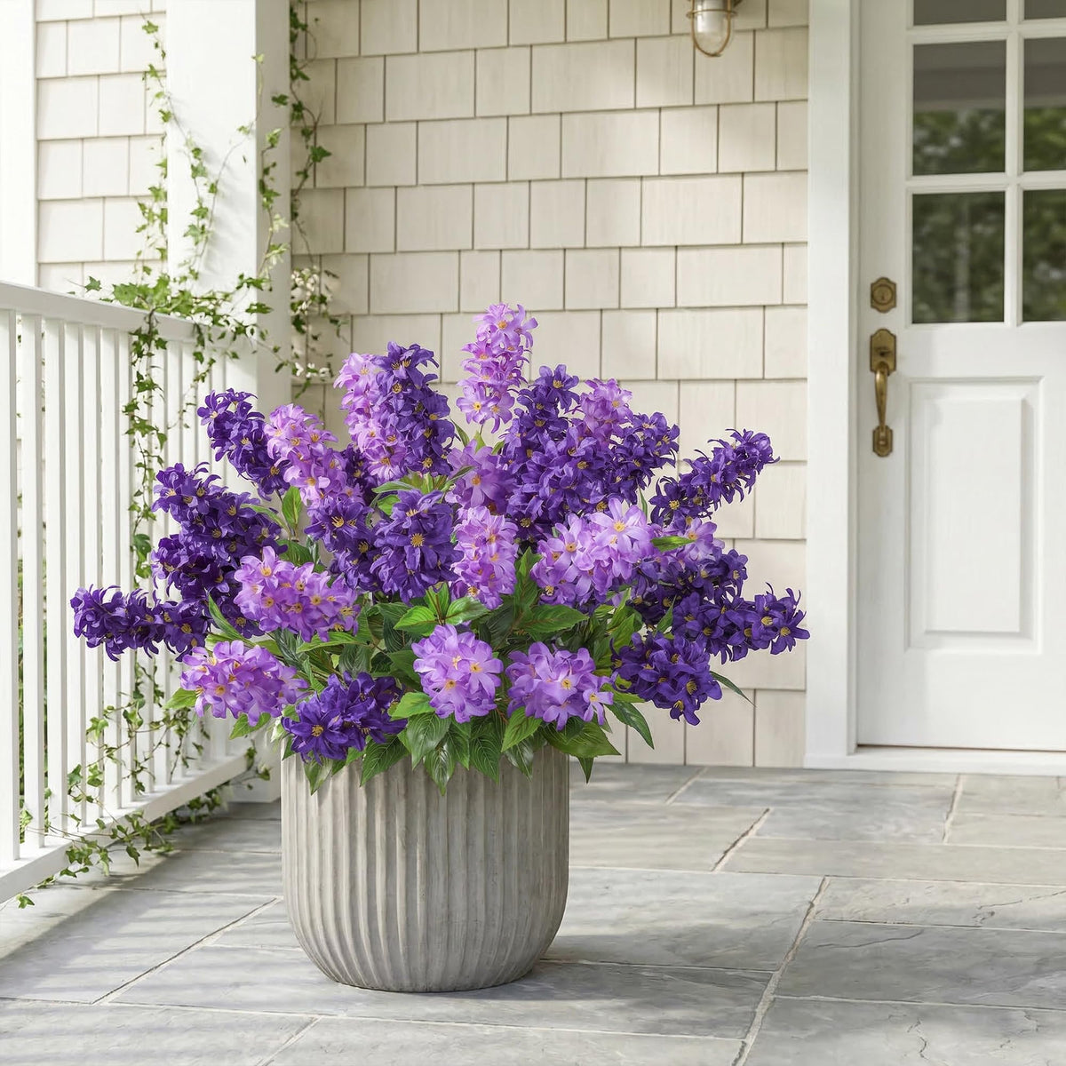 FancyPlus bendable stems allow custom arches in arrangements.