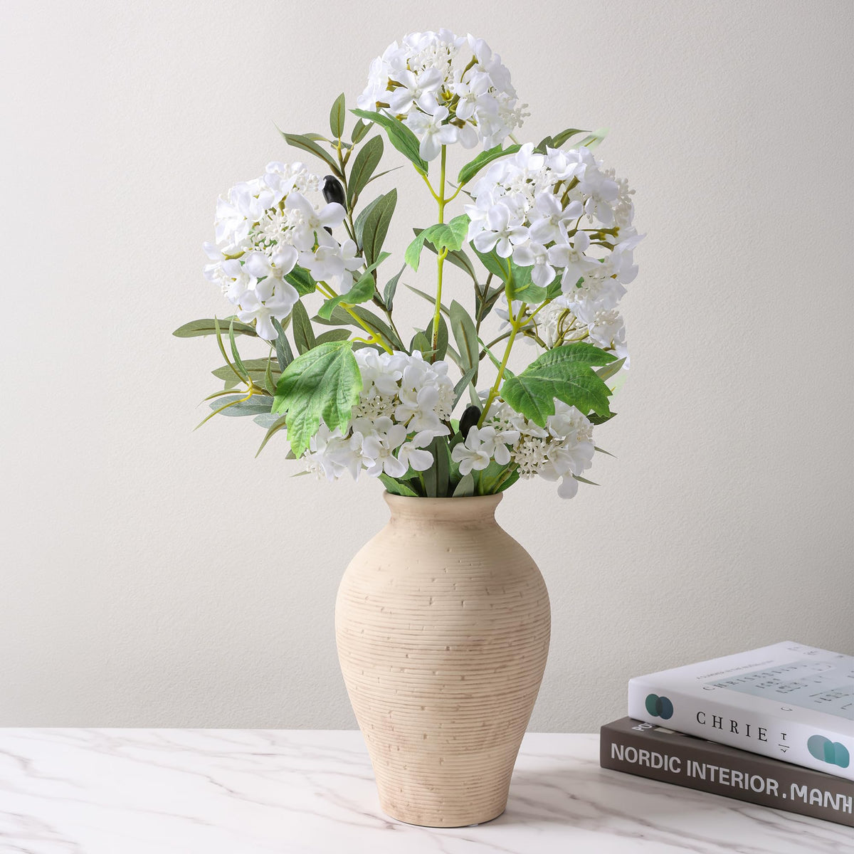FancyPlus gift ready vase ideal for housewarming or anniversaries