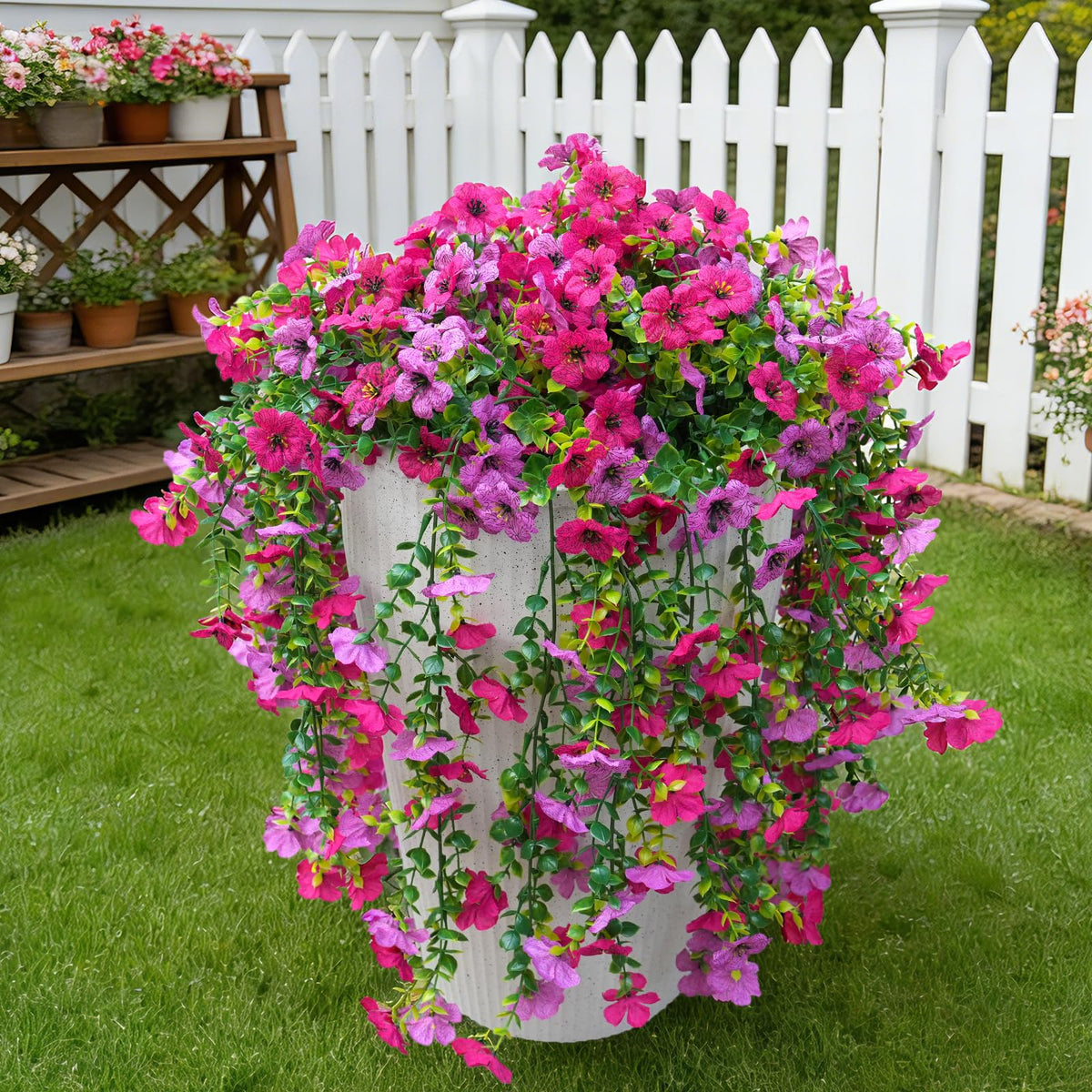 Fanfantoey UV-resistant coating on outdoor artificial flowers resisting fading