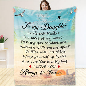 Fastpeace blanket message close-up highlights loving words for daughter