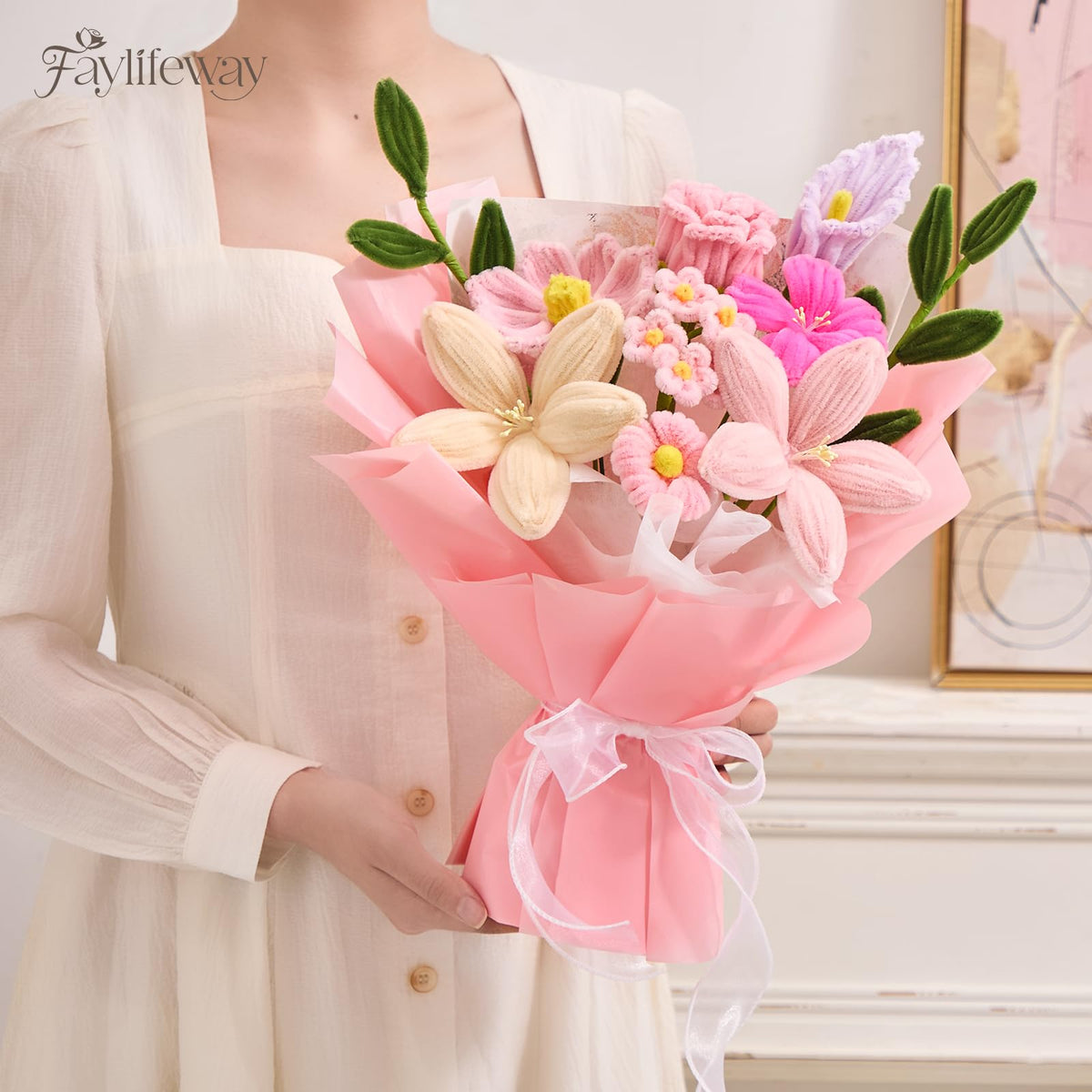 Faylifeway sturdy stems maintain a balanced, upright bouquet display.
