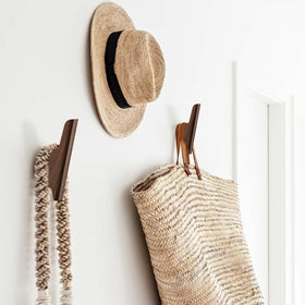 FCOWK hat-and-backpack-hook keeps daily essentials within easy reach