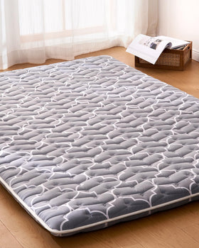 Feisaibaoly 6th-gen futon assembly shows sturdy build for long-term comfort.