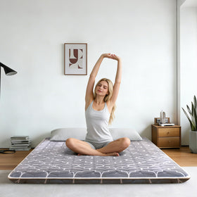 Feisaibaoly 9-layer foam futon top view shows even weight distribution.