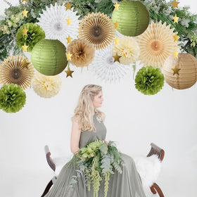 FETETIJD olive green baby shower decor for a cohesive theme.