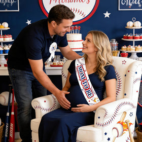 Fexivo baseball glove foil balloon complements table decor and photos.