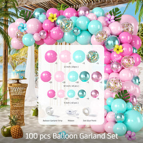 Fexivo flamingo centerpiece provides tropical table accents