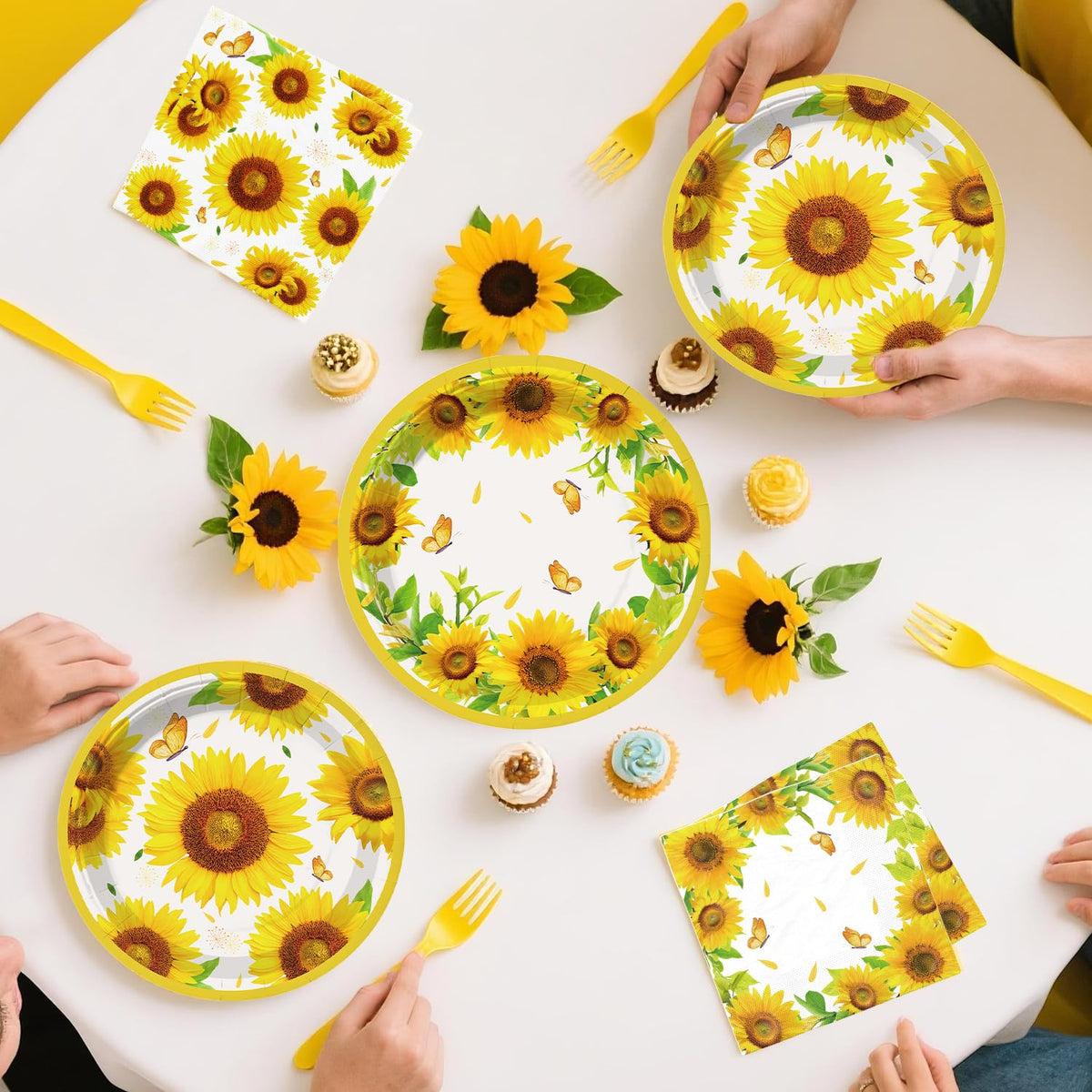 Fexivo balloon box adds playful height to centerpiece setups