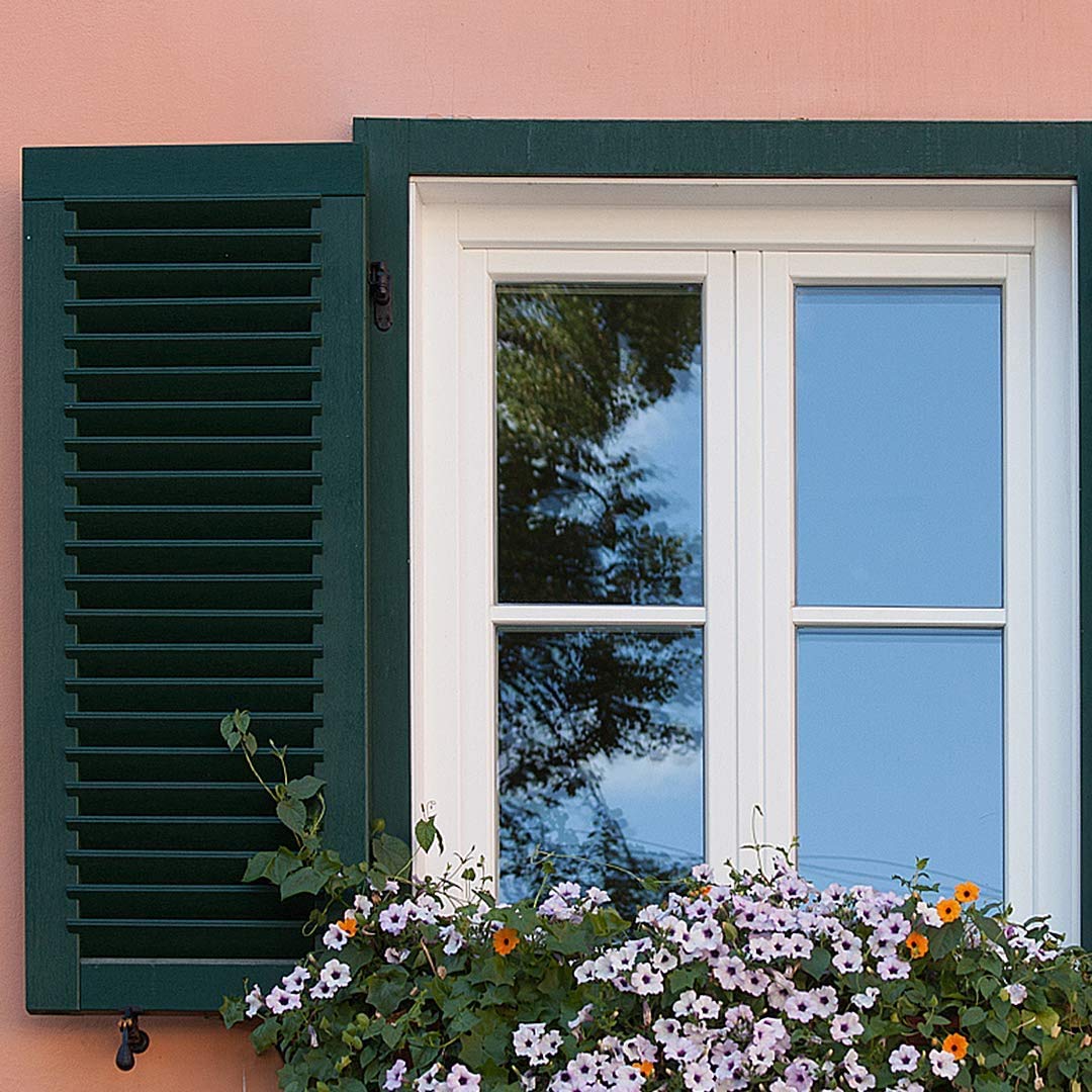 Filmgoo easy installation tips for glass surfaces with this film.