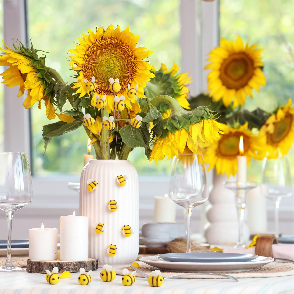 FineCheer outdoor wedding decor bees ready for garden celebrations