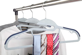 Finnhomy hanger with a secondary bar for ties and scarves