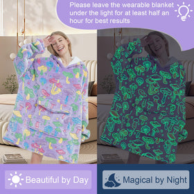 Fiosnow oversized wearable blanket hoodie delivers warm comfort during relaxation.